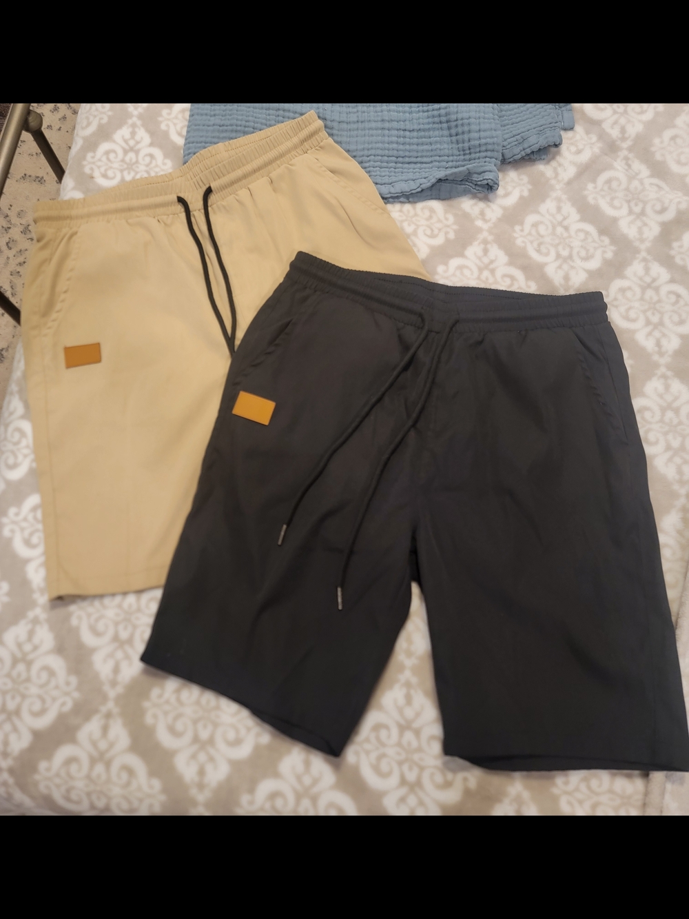 Men's Flat Front Elastic Waist Shorts - Black & Beige